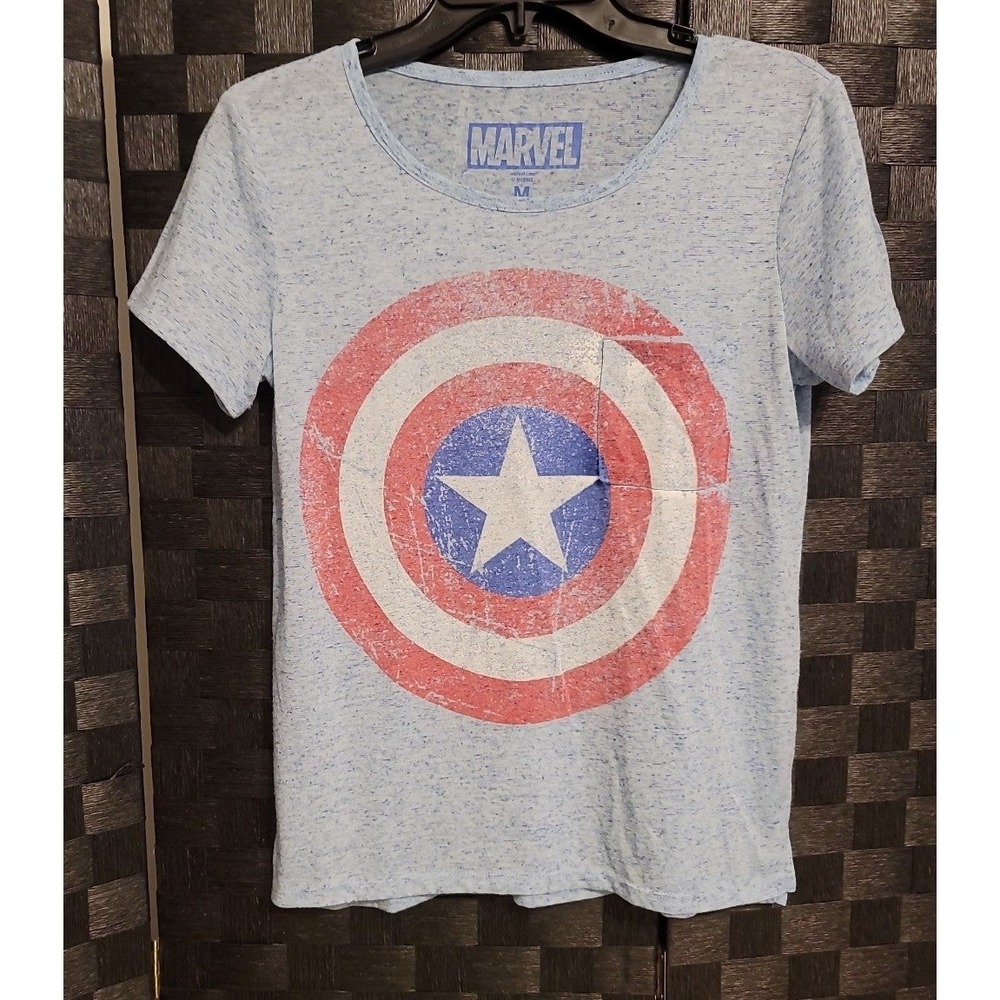 Marvel Captain America pocket T-shirt women's Medium